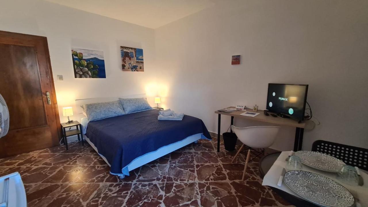 A Punta Terra Isnello Bed & Breakfast エクステリア 写真